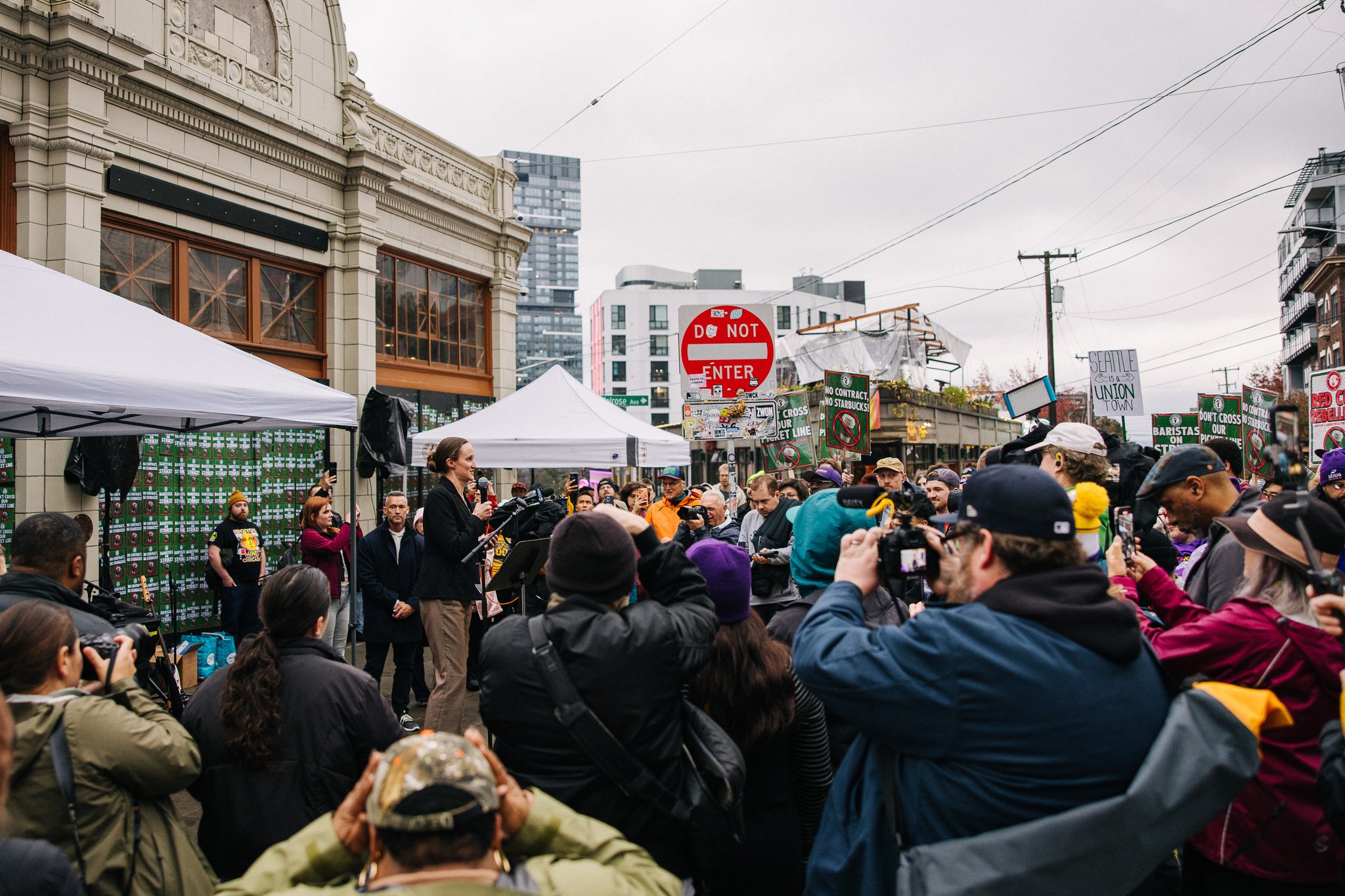 The Right to Strike and the International Court of Justice: Adopting the Pro Homine Principle